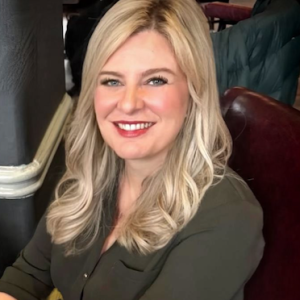 Lorraine Bonner